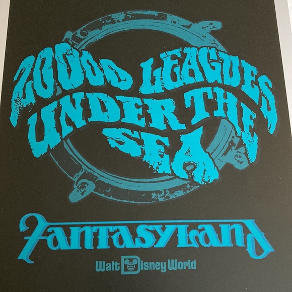Disney 20,000 Leagues Under the Sea Poster - Picture 3 of 7